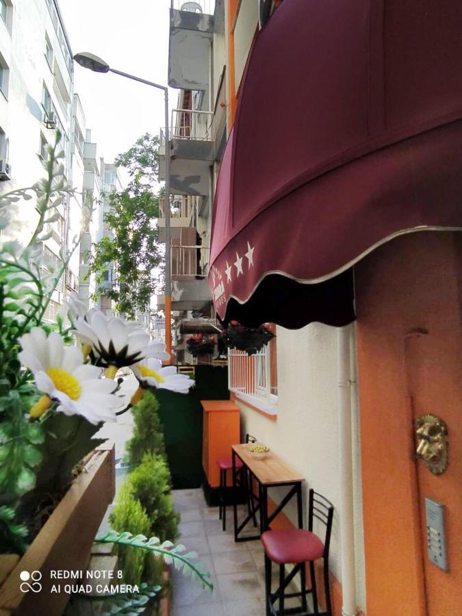 Zebra Hotel Alsancak Izmir Bagian luar foto