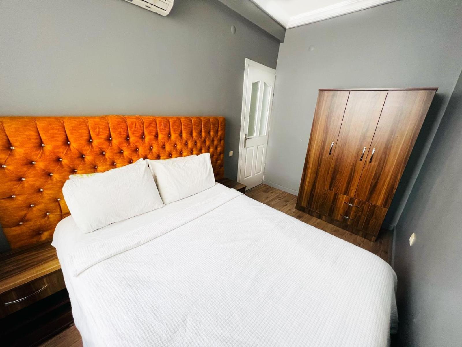 Zebra Hotel Alsancak Izmir Bagian luar foto